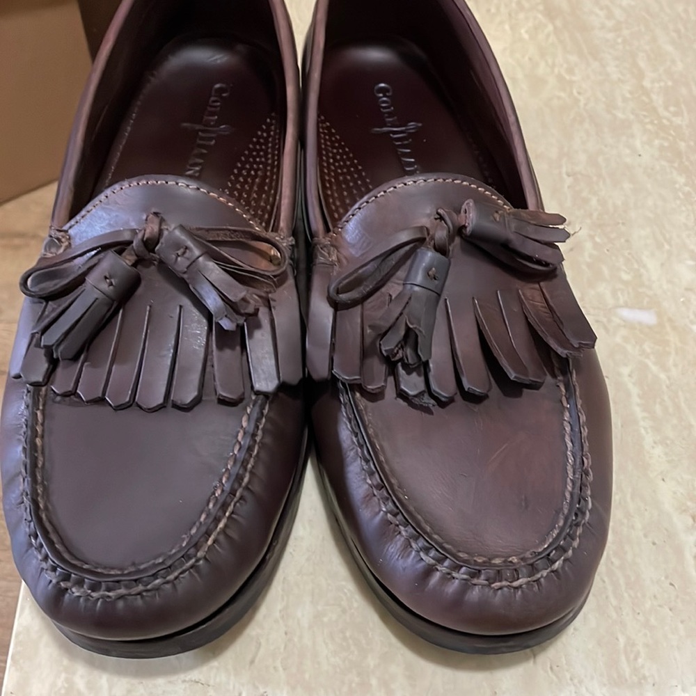 2 pairs of loafers